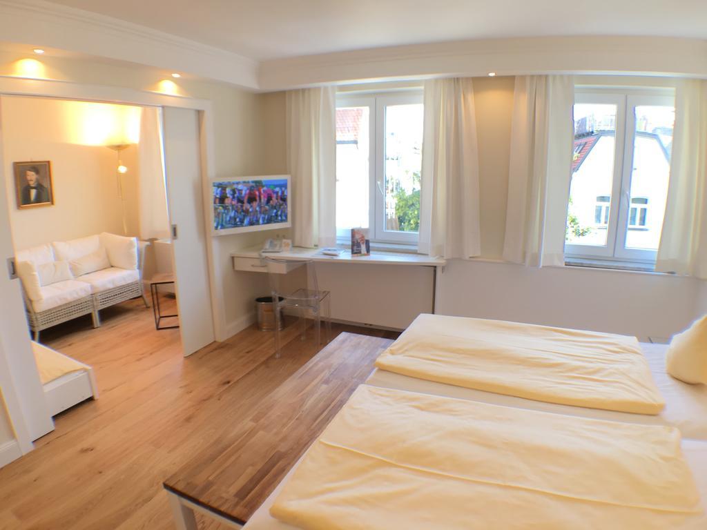 Two-Bedroom Suite,264780441:JPEG